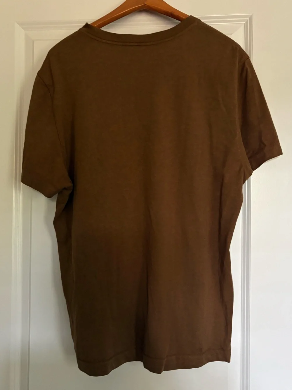 Banana Republic Men's Classic Crew Neck T-Shirt — Brown